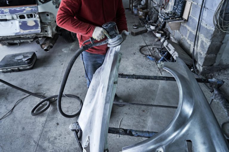 תיקון פחחות רכב ברמת גן