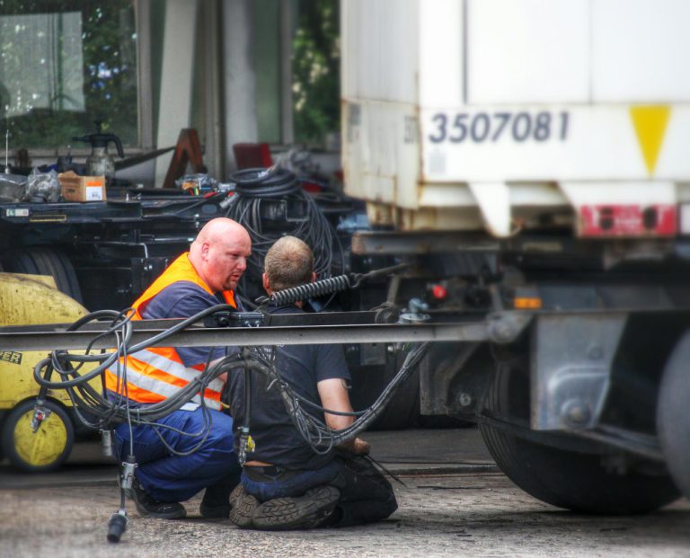 תיקון עגלות ונגררים